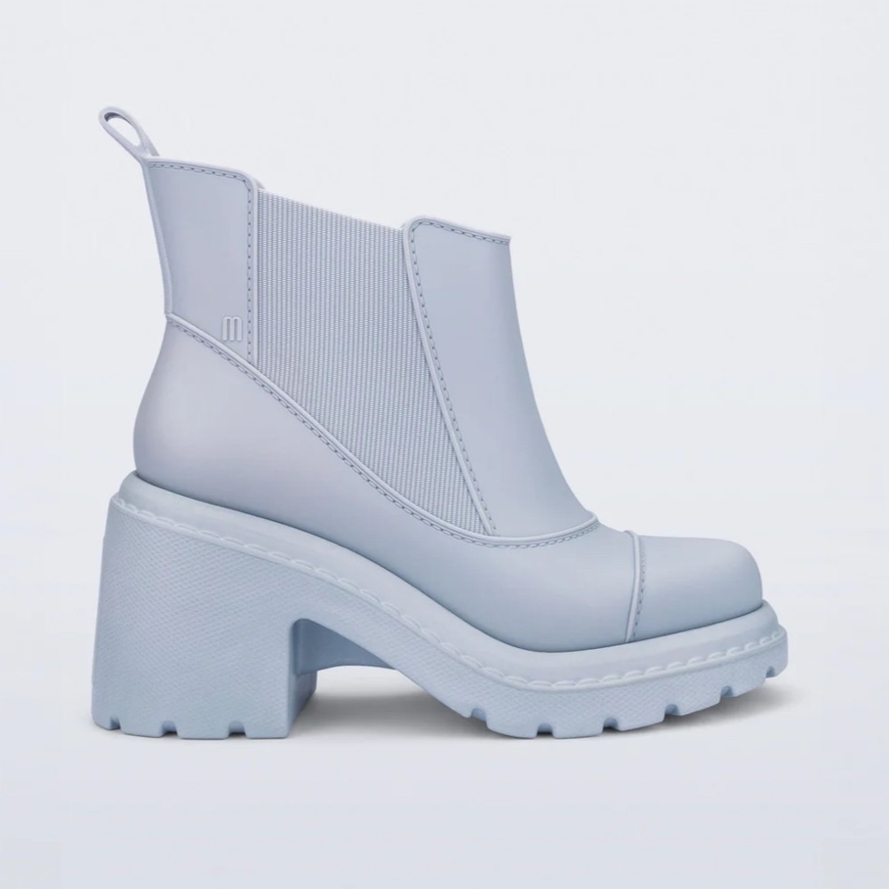 💫SOLD💫 MELISSA Courtney boots
